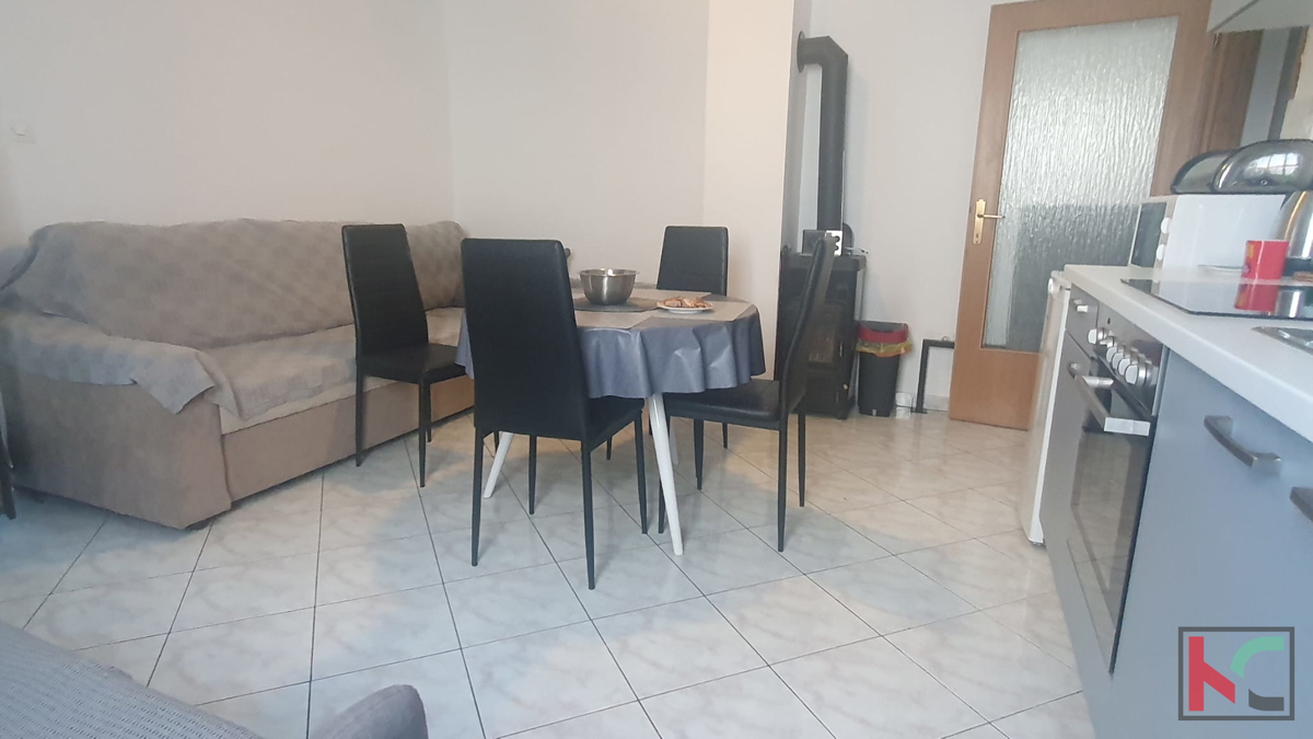 Poreč, dvosobno stanovanje z vrtom in lastnim parkirnim mestom #prodaja