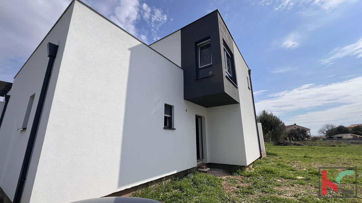 Istra, Galižana, samostojna hiša s pogledom na Brione #prodaja