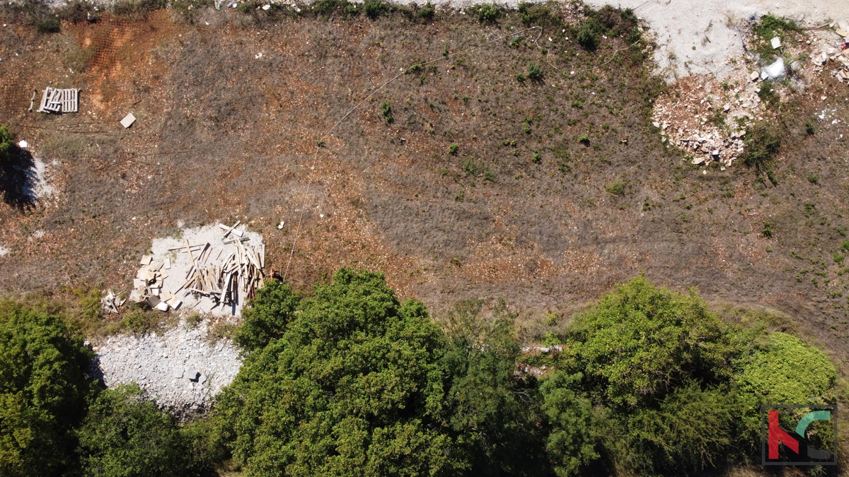 Istra, Svetvinčenat, gradbeno zemljišče 513 m2 z gradbenim dovoljenjem, #prodaja