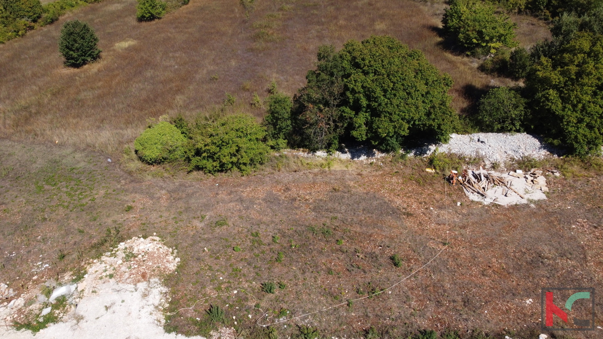 Istra, Svetvinčenat, gradbeno zemljišče 513 m2 z gradbenim dovoljenjem, #prodaja