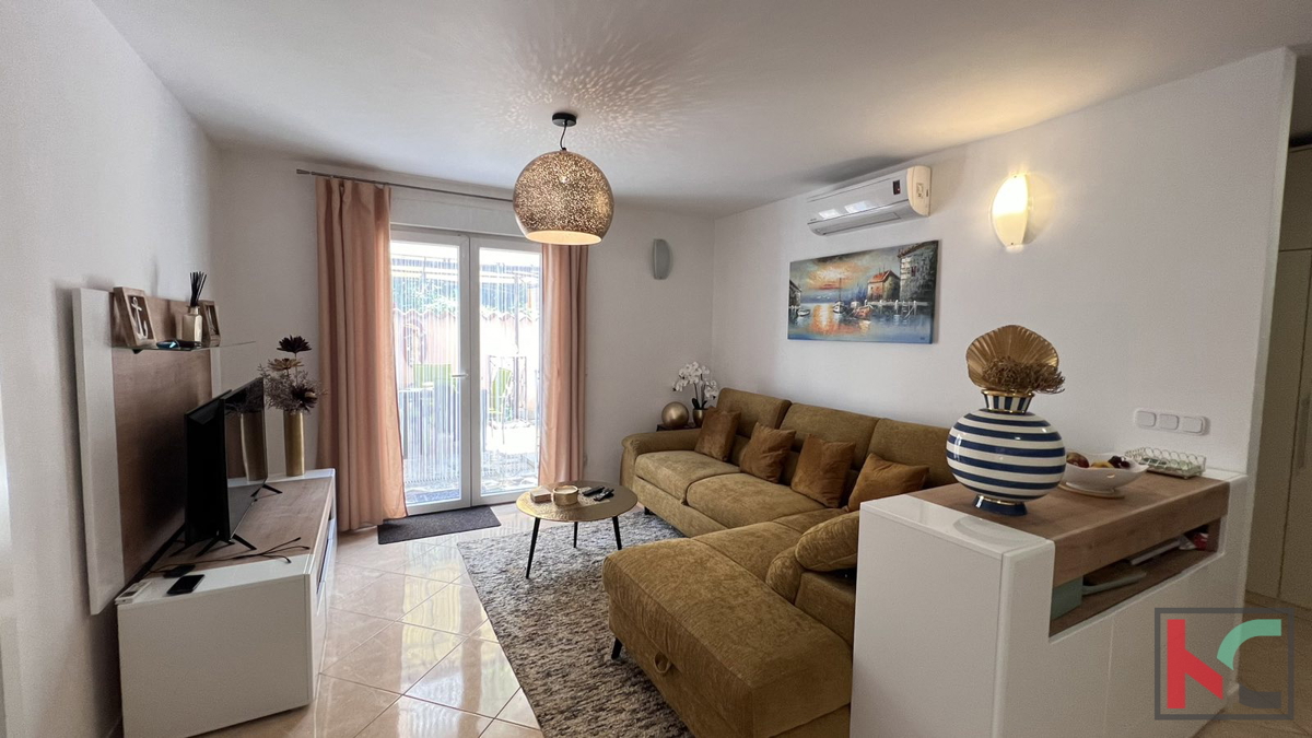 Istra, Medulin, čudovit dvosobni apartma ob morju, pogled na morje #prodaja