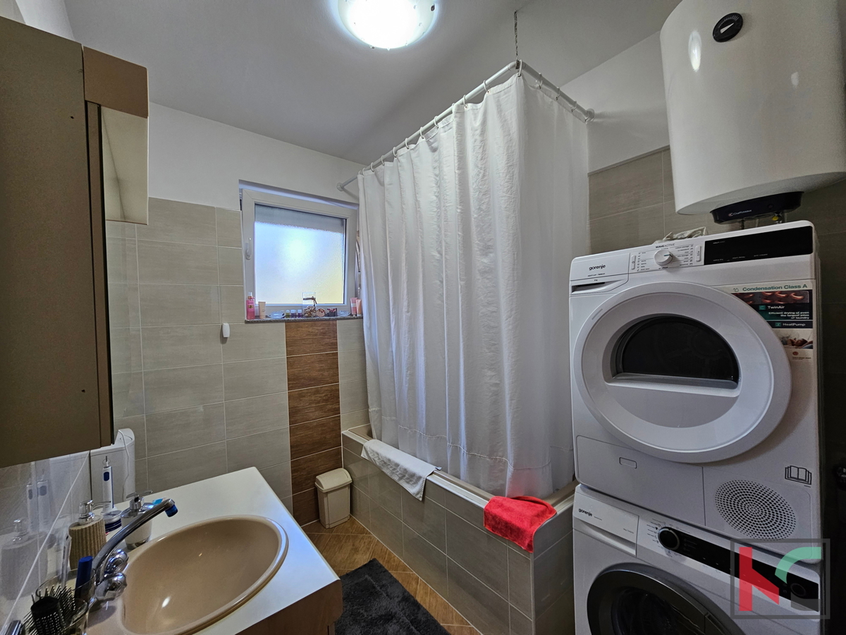Istra, Fažana, Valbandon, moderno opremljeno stanovanje 88,23 m2 s tremi spalnicami in dvema kopalnicama, #prodaja