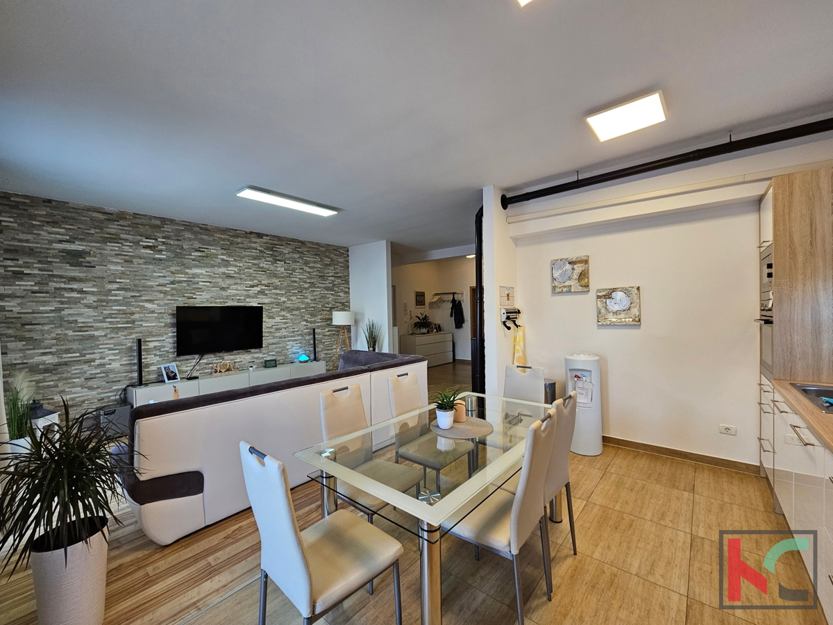 Istra, Fažana, Valbandon, moderno opremljeno stanovanje 88,23 m2 s tremi spalnicami in dvema kopalnicama, #prodaja