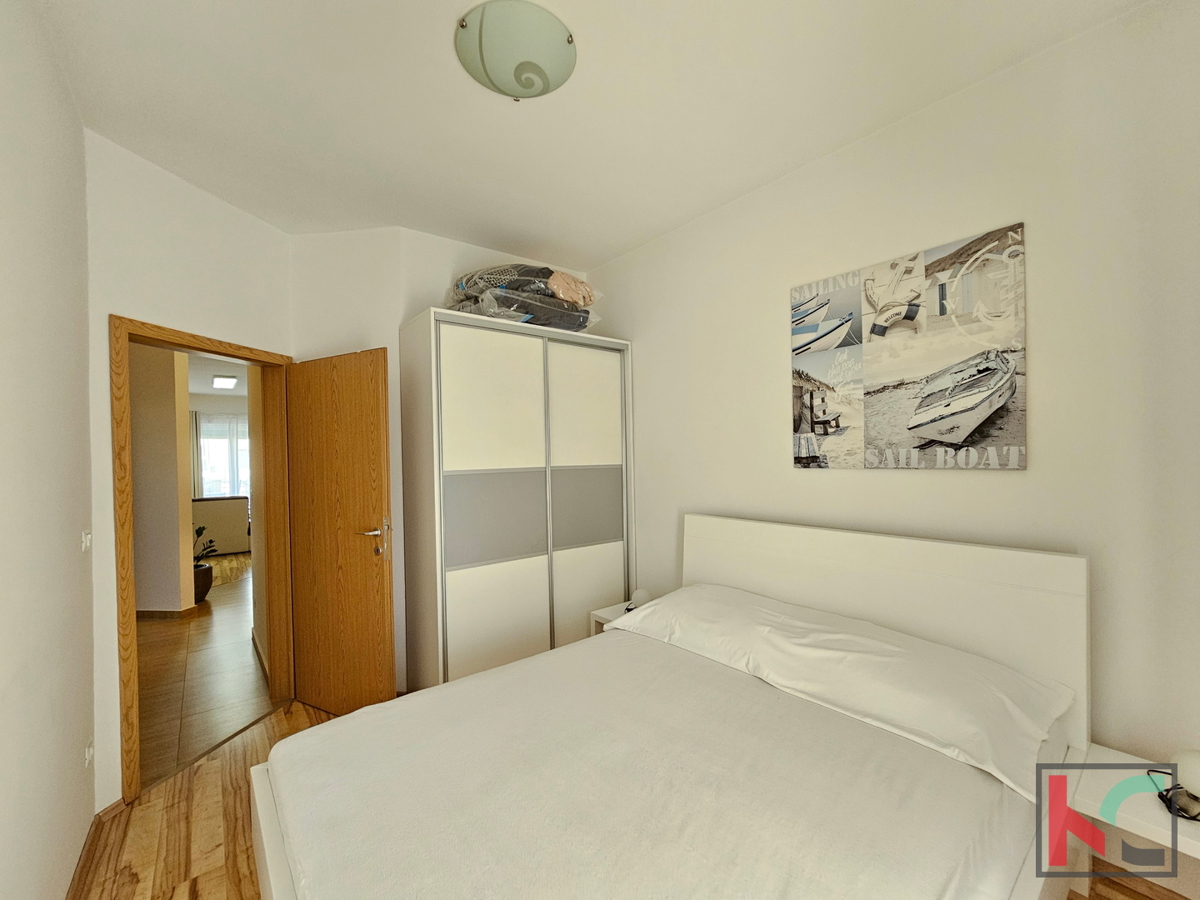 Istra, Fažana, Valbandon, moderno opremljeno stanovanje 88,23 m2 s tremi spalnicami in dvema kopalnicama, #prodaja