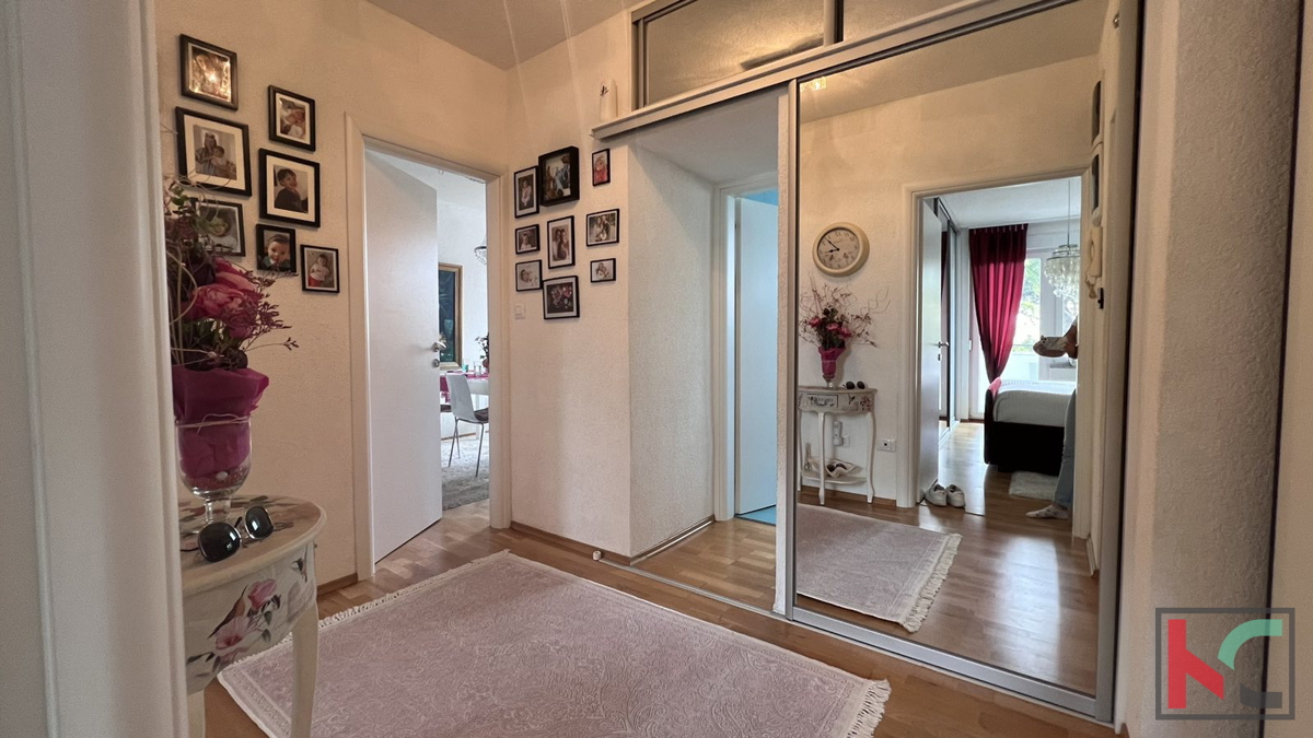 Pula, Veruda, prenovljeno stanovanje z očarljivim razgledom in garažo #prodaja