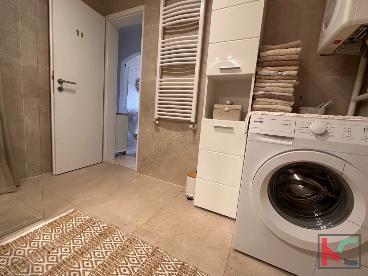 Pula, Nova Veruda, prodamo stanovanje z velikim balkonom in 2 spalnicama, 56 m2