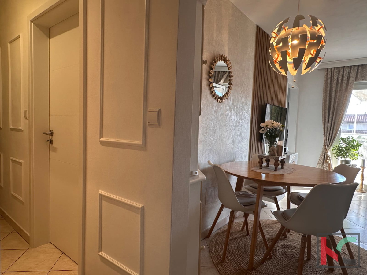 Pula, Nova Veruda, prodamo stanovanje z velikim balkonom in 2 spalnicama, 56 m2