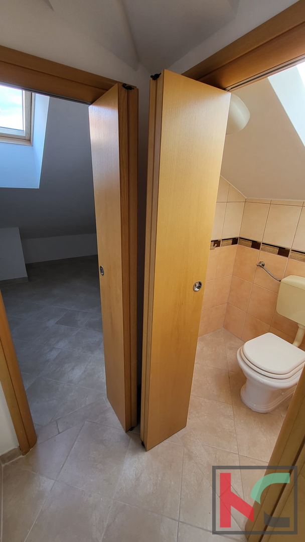 Istra, Premantura - Volme, štirisobno stanovanje 115,45 m2 z bazenom