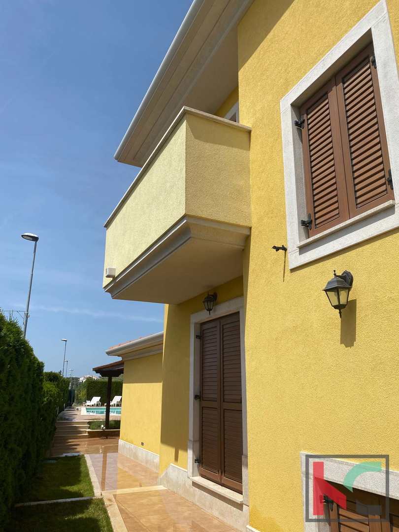 Istra, Fažana, lepa in udobna vila z bazenom, 400m od morja