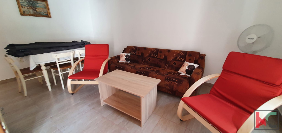 Istra, Pula, Marčana, dve adaptirani hiši v nizu