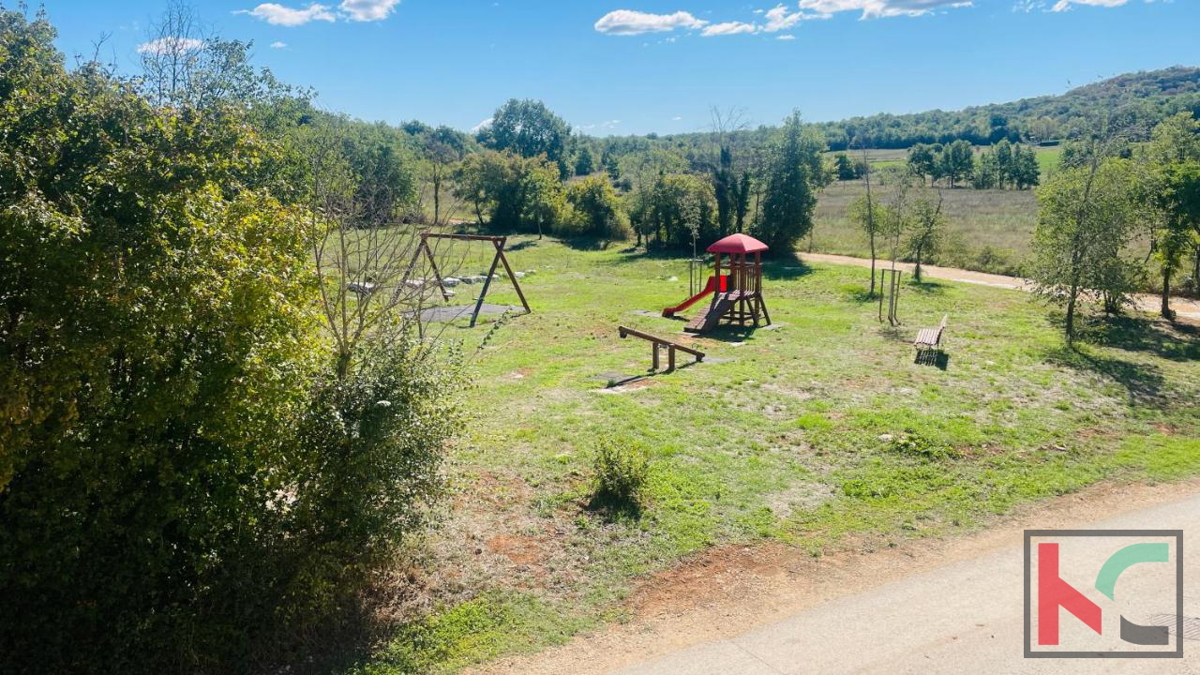Istra, Poreč, samostojna hiša 126m2 z vrtom 490m2 #prodaja