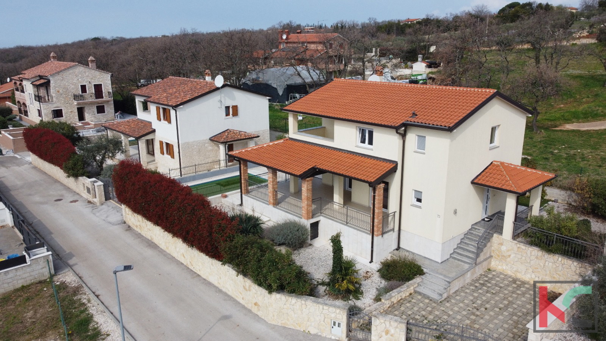 Istra, okolica Poreča, vila z bazenom 160 m2 na mirni lokaciji, #prodaja