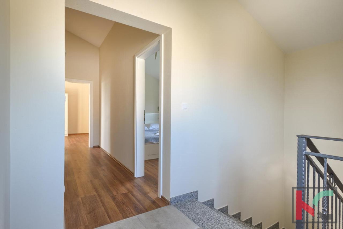 Istra, okolica Poreča, vila z bazenom 160 m2 na mirni lokaciji, #prodaja