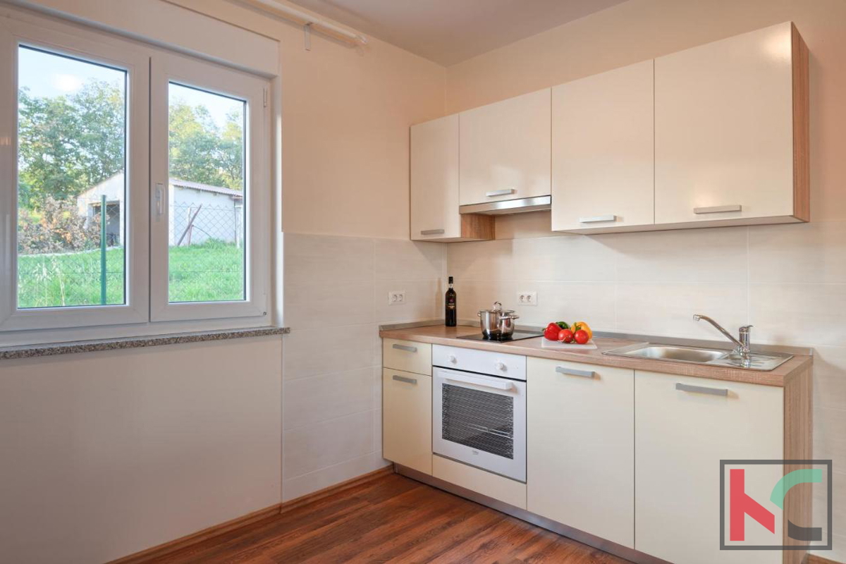 Istra, okolica Poreča, vila z bazenom 160 m2 na mirni lokaciji, #prodaja
