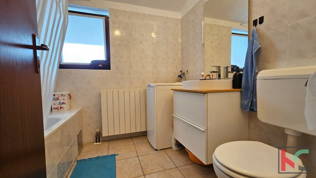 Istra, Pula, Veruda, opremljeno in takoj vseljivo stanovanje s teraso, 60,85m2, #prodaja