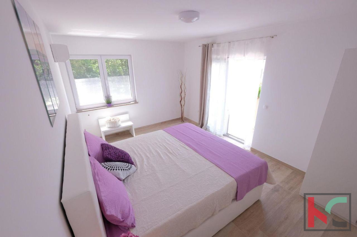 Istra, Svetvinčenat, počitniška hiša z bazenom in vrtom, mirna lokacija, #prodaja