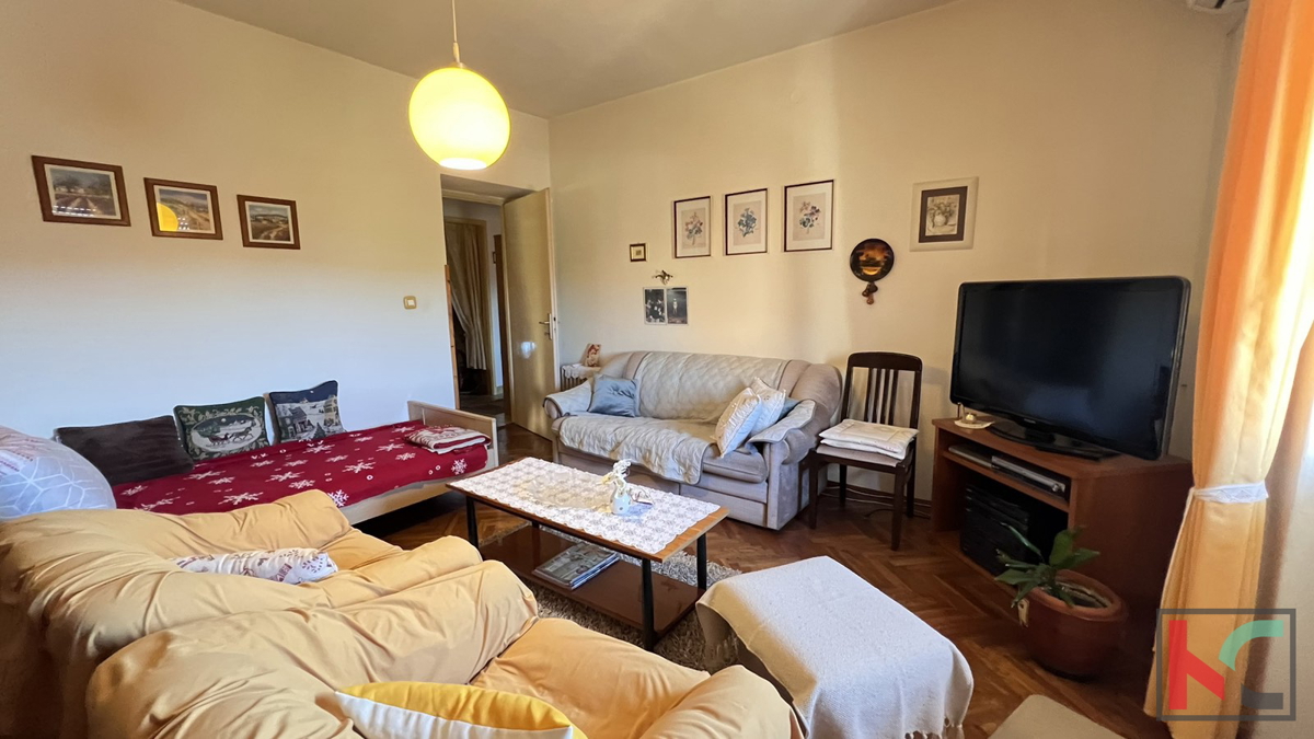 Pula, širši center, stanovanje 65,69 m2 v drugem nadstropju #prodaja