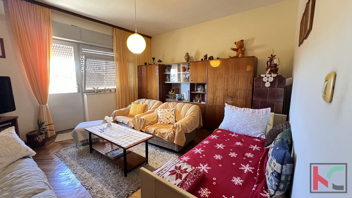 Pula, širši center, stanovanje 65,69 m2 v drugem nadstropju #prodaja