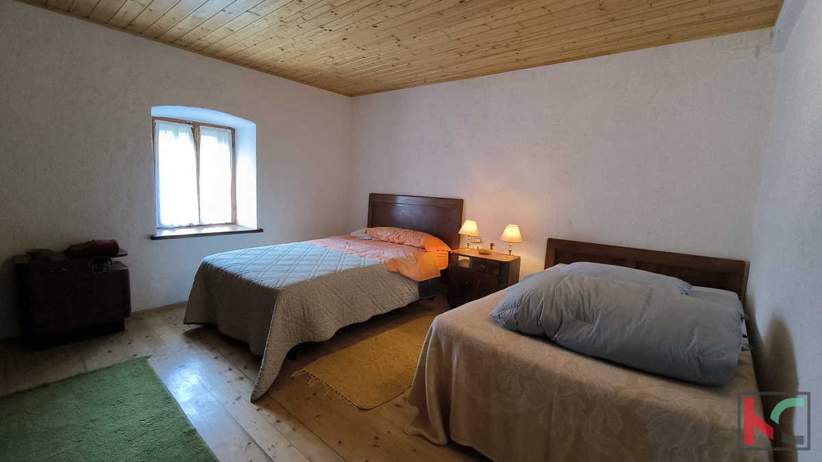 ISTRA, LANIŠĆE, RENOVIRANA HIŠA NA OBRONCIH ĆIĆARIJE #PRODAJA