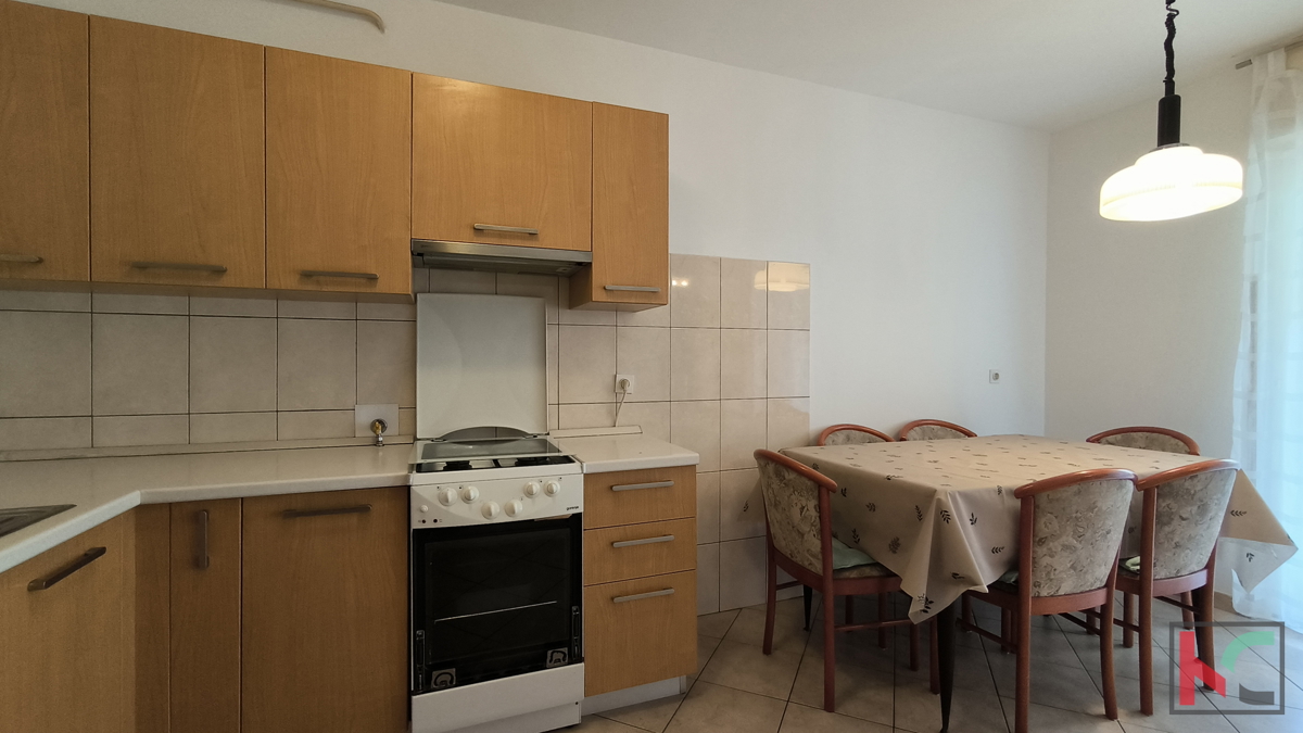 PULA, ŠIJANA, UREDNO TROSOBNO STANOVANJE NA PRODAJO