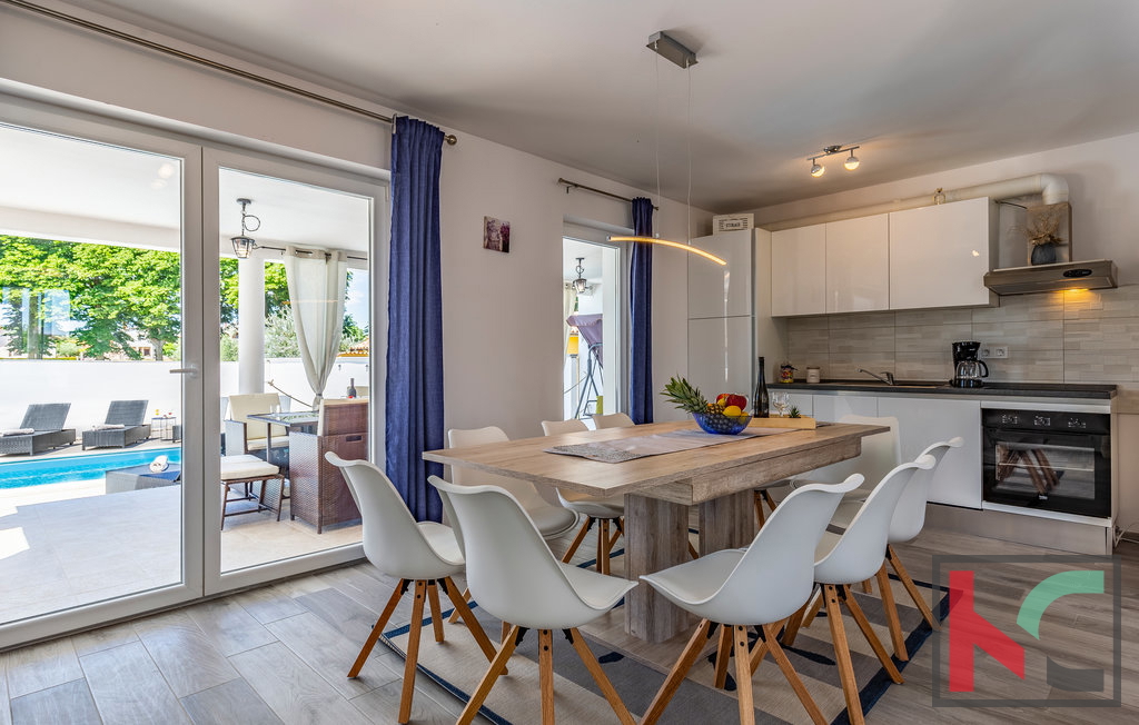 Istra, Marčana, nova hiša z bazenom za počitnice ali družinsko življenje, 4 spalnice, odlična lokacija