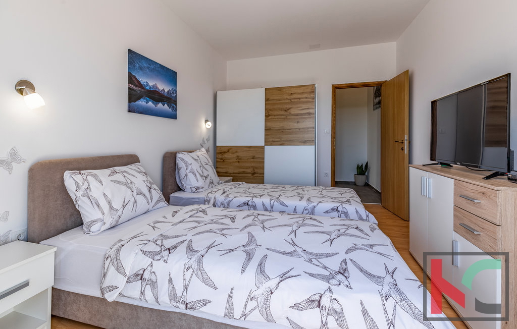 Istra, Marčana, nova hiša z bazenom za počitnice ali družinsko življenje, 4 spalnice, odlična lokacija