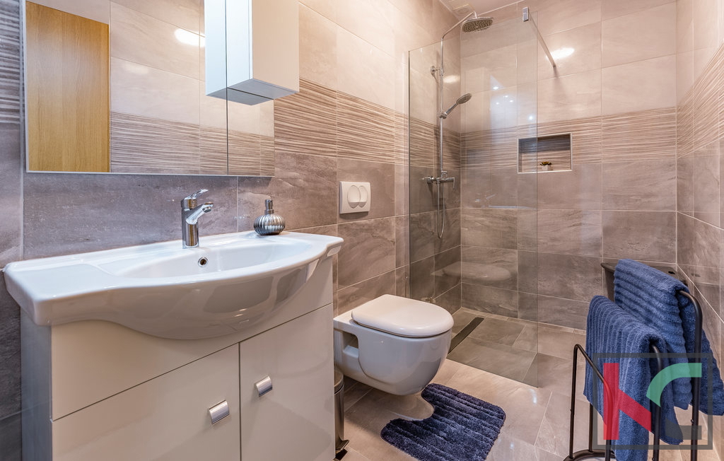 Istra, Marčana, nova hiša z bazenom za počitnice ali družinsko življenje, 4 spalnice, odlična lokacija