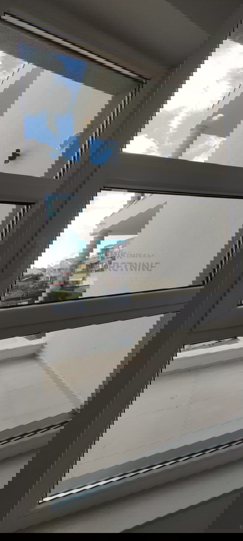 VODICE, NOVOGRADNJA, DVOSOBNO STANOVANJE V 2. NADSTROPJU, POGLED NA MORJE