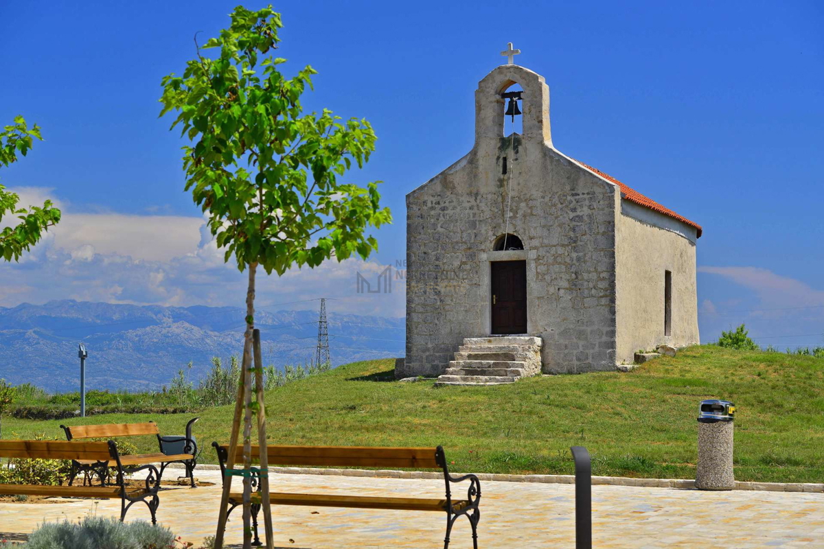 PRIVLAKA, NOVOGRADNJA, PRITLIČJE, DVOSOBNO STANOVANJE