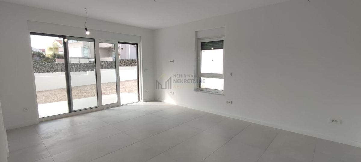 VODICE, NOVOGRADNJA, DVOSOBNO STANOVANJE V 2. NADSTROPJU, POGLED NA MORJE
