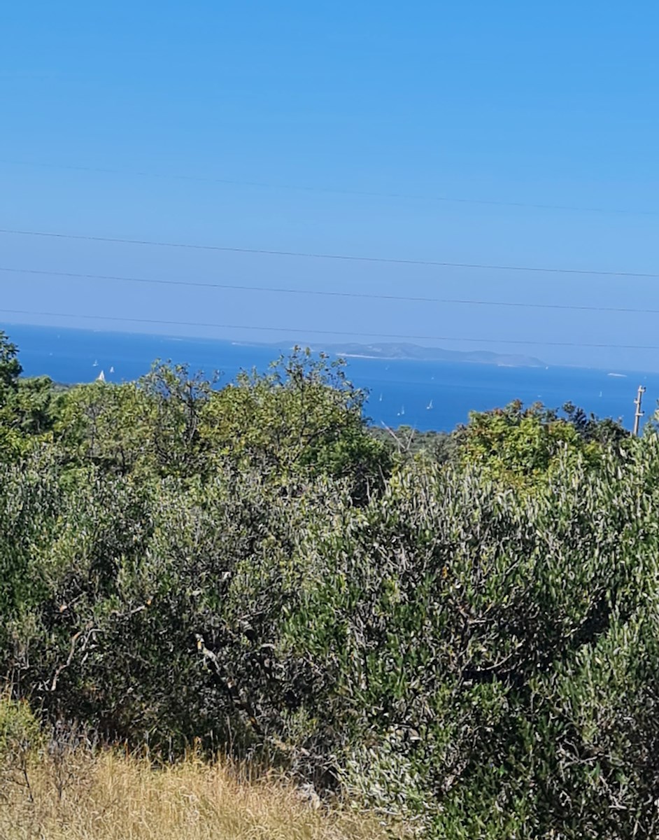 Primošten gradbeno zemljišče z pogledom na morje