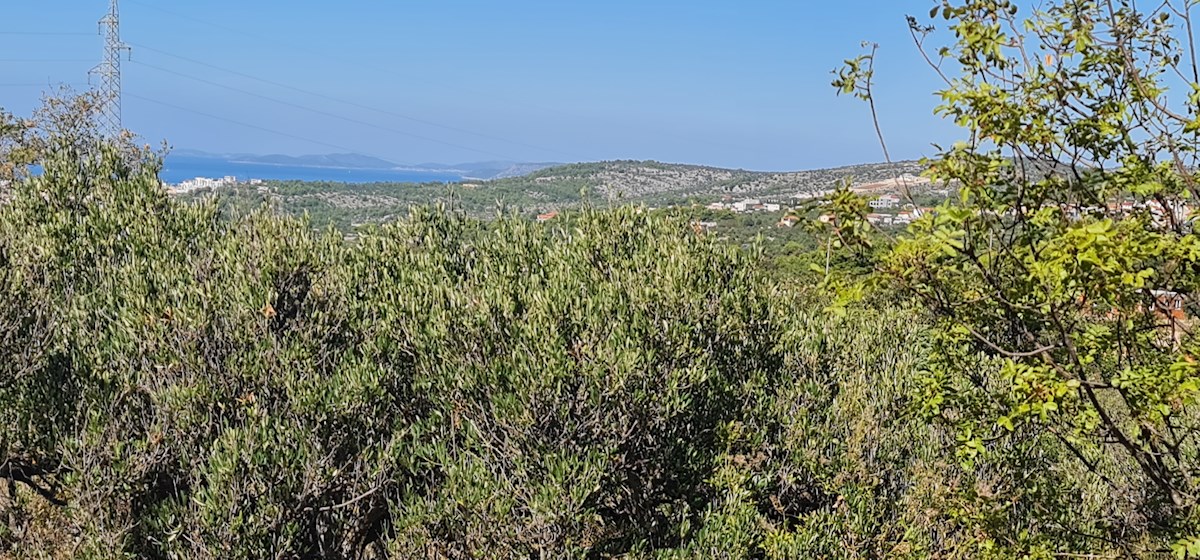 Primošten gradbeno zemljišče z pogledom na morje