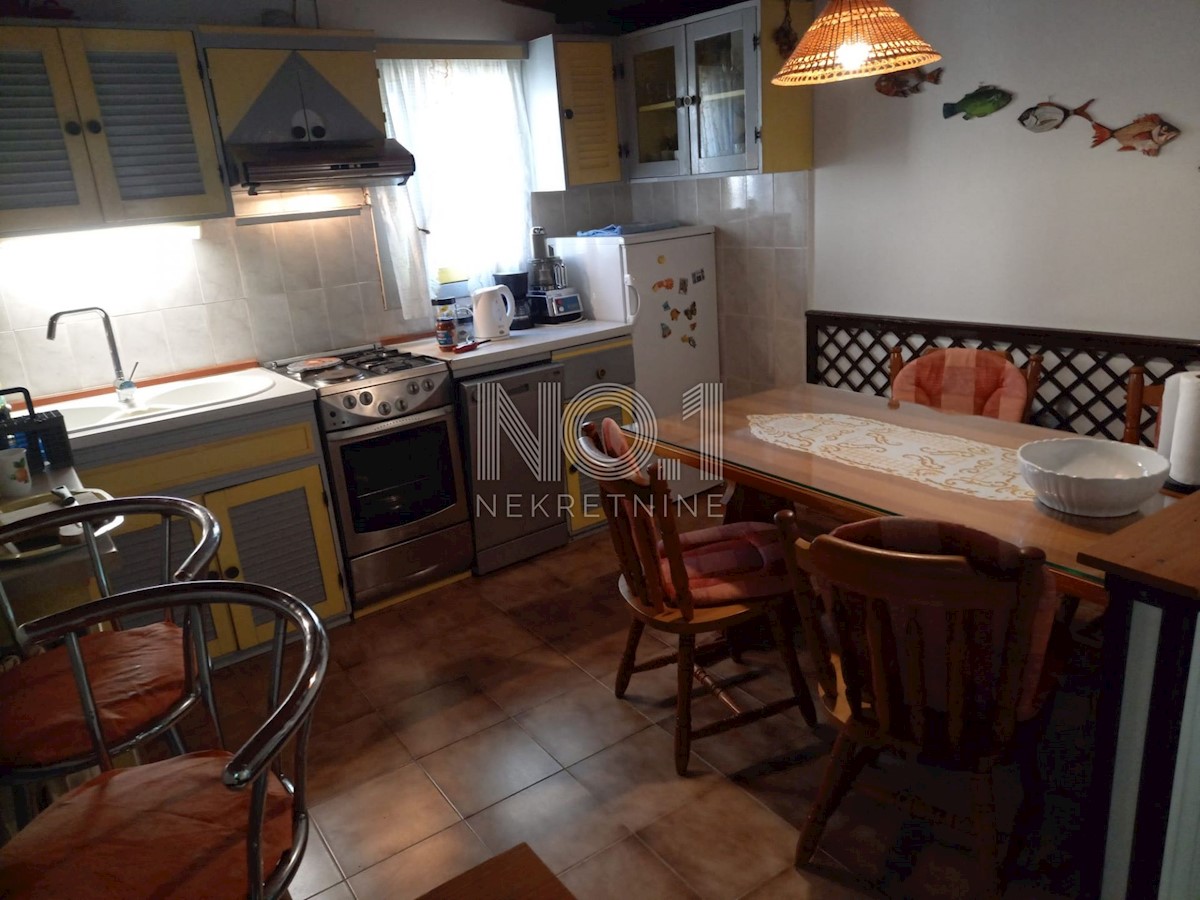 Hiša Mali Lošinj, 200m2