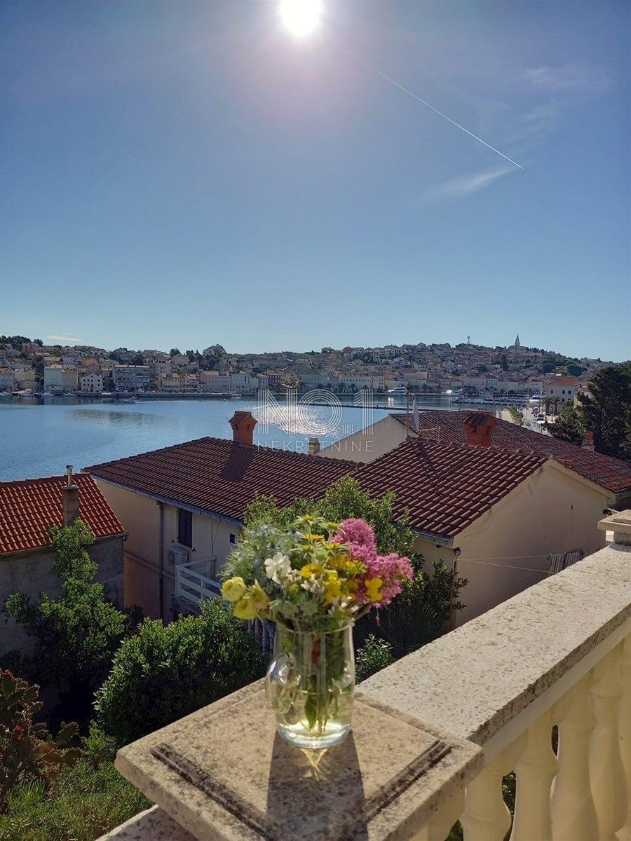 Hiša Mali Lošinj, 200m2