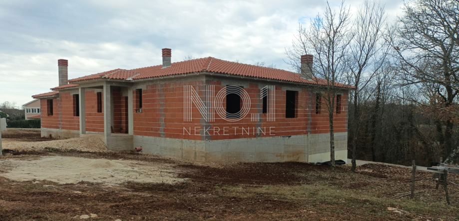 Tinjan - prodaja hiše v Roh-Ba