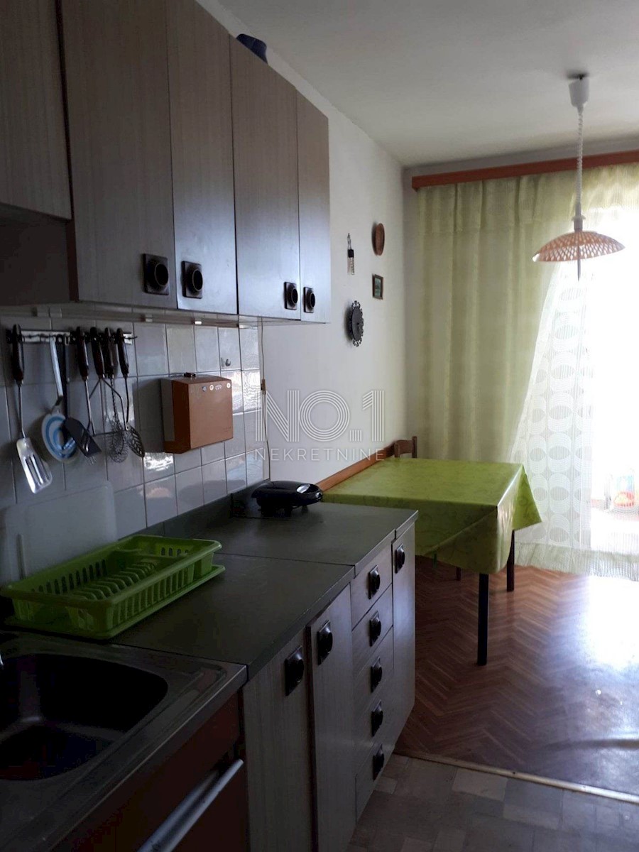 Cres - Apartma na odlični lokaciji