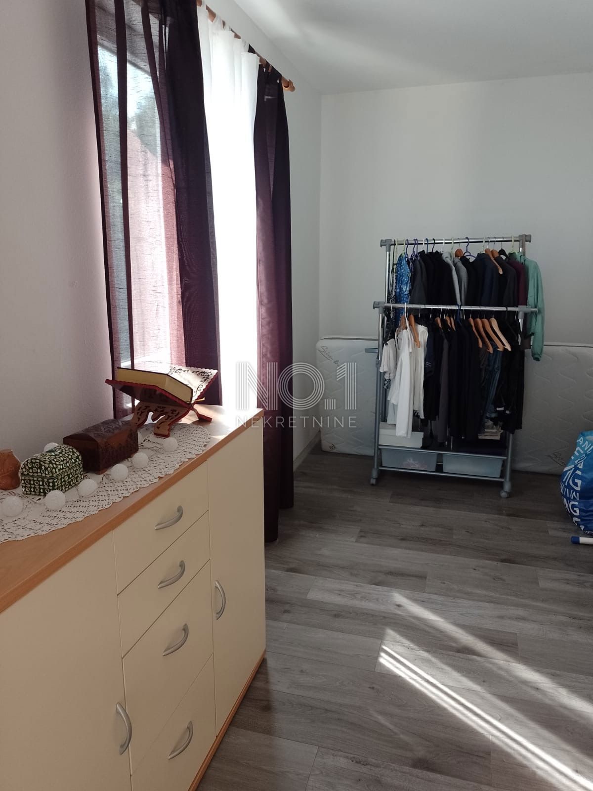Rovinjsko selo - novozgrajena hiša s pogledom na morje in okolico