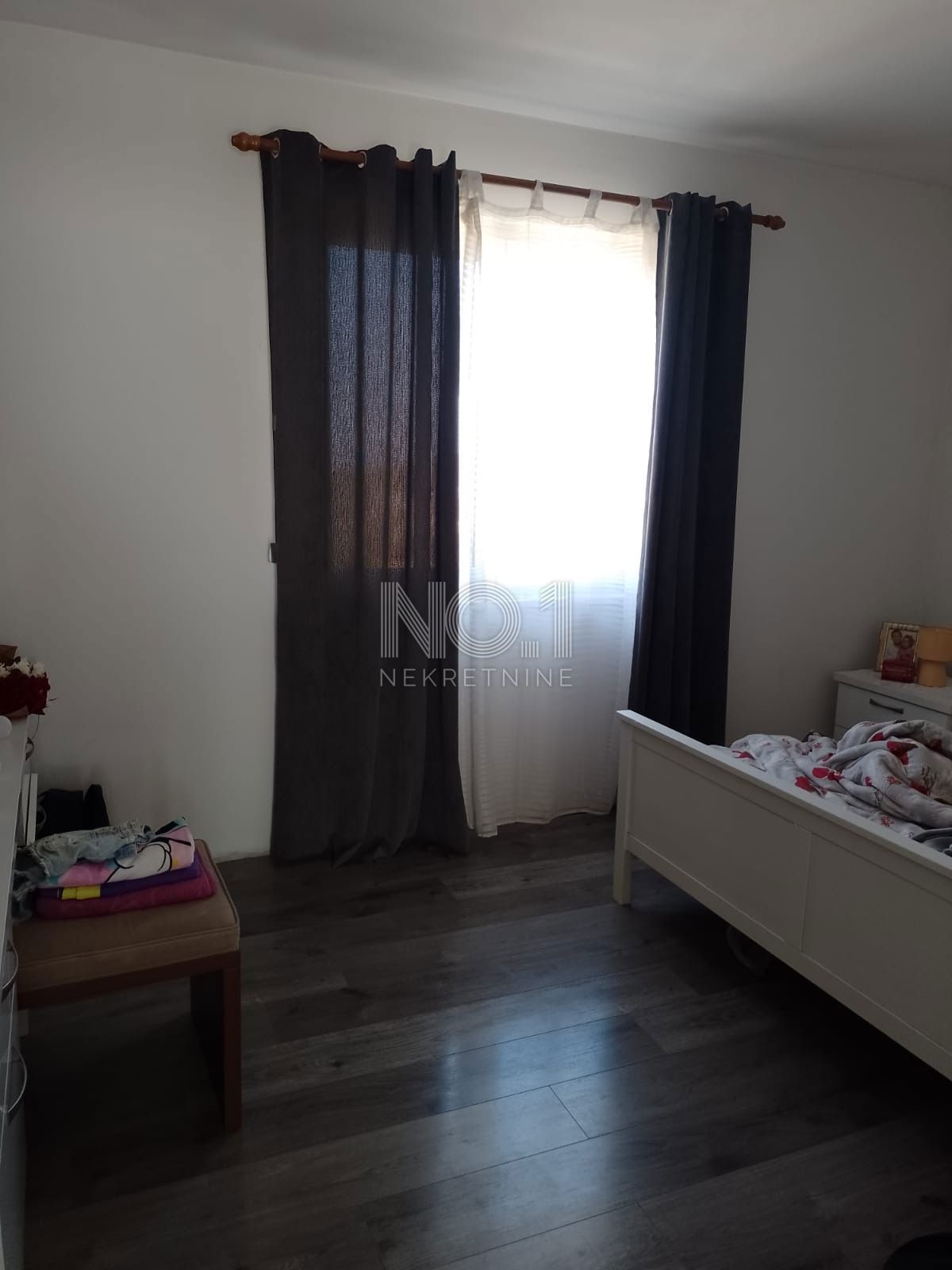 Rovinjsko selo - novozgrajena hiša s pogledom na morje in okolico