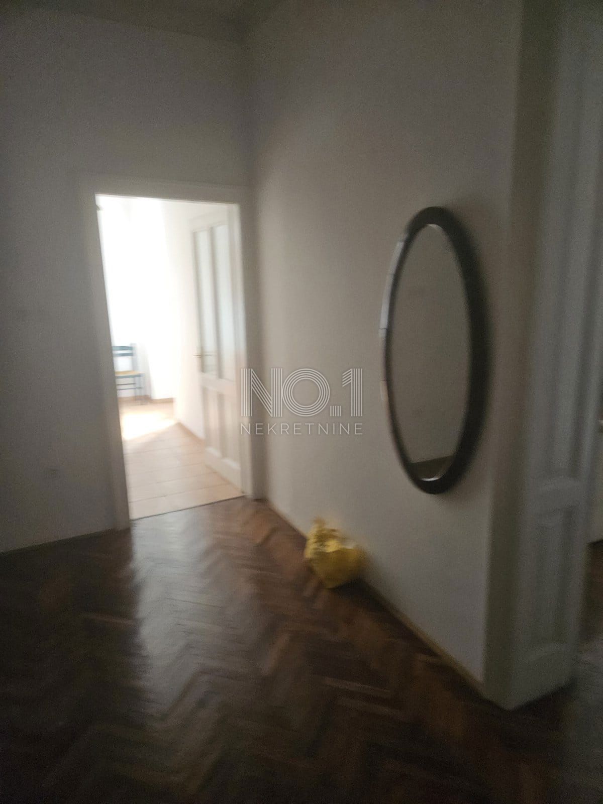 Pećine - vrhunski stan z razgledom na morje