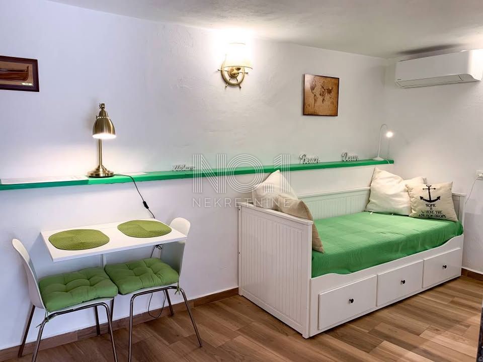Baška - Hiša z dvema apartmajema