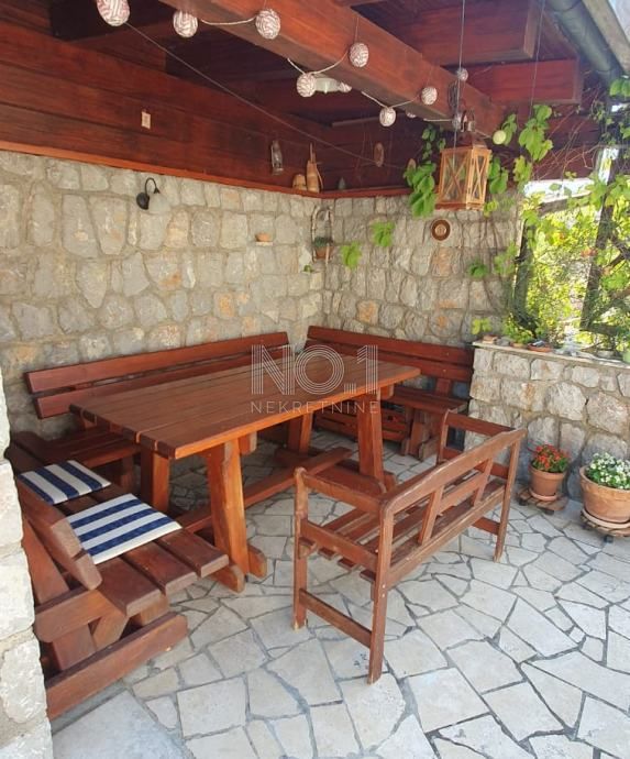 Klenovica - prodaja stanovanja s pogledom na morje