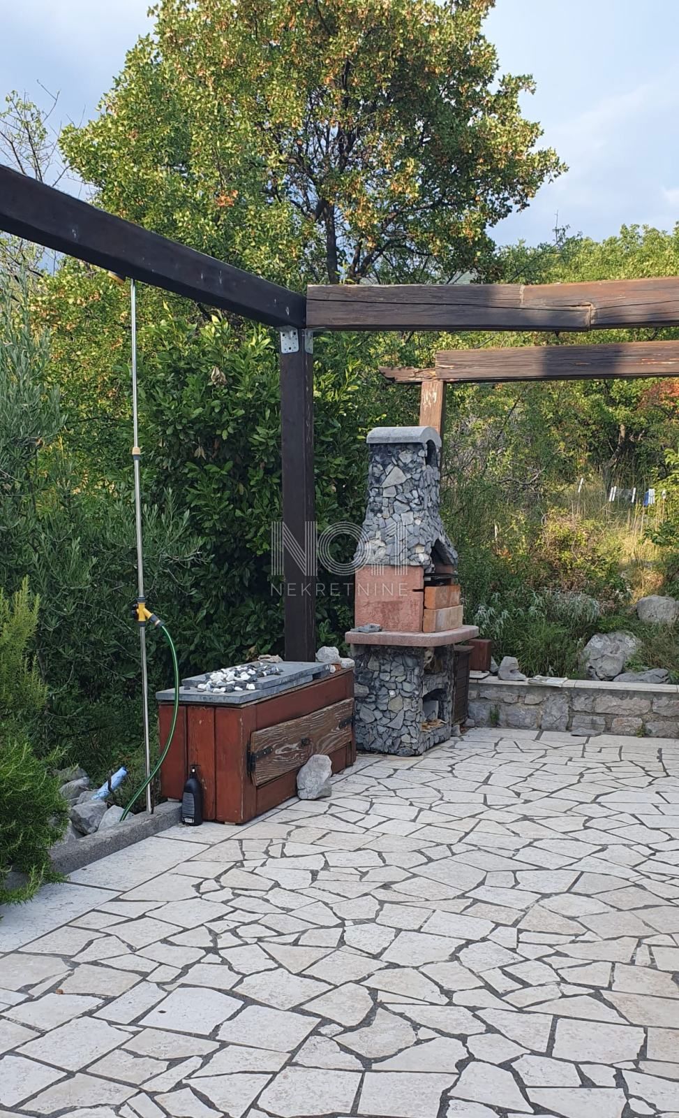Klenovica - prodaja stanovanja s pogledom na morje