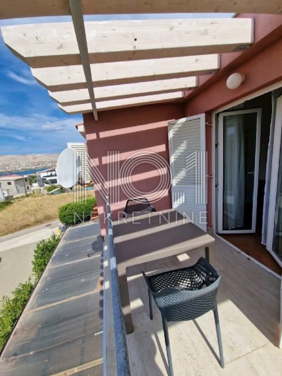 Pag - lepa 2 apartmaja s pogledom na morje