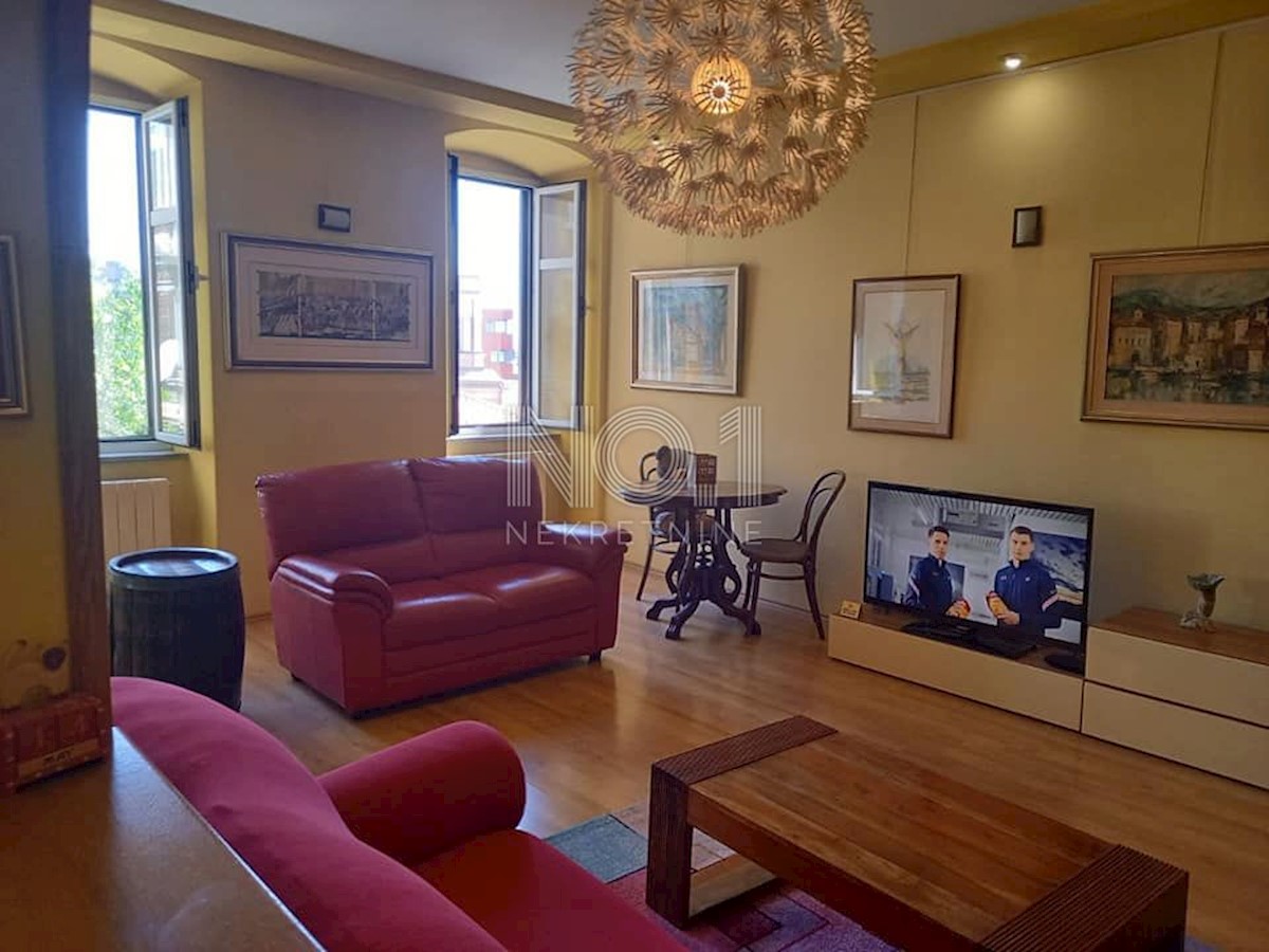 Rijeka, center - ugodno stanovanje za prodajo, za investicijo!
