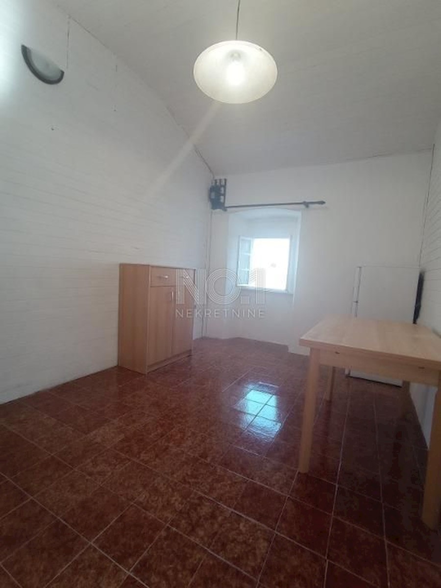 Brseč - prodaja enosobnega stanovanja