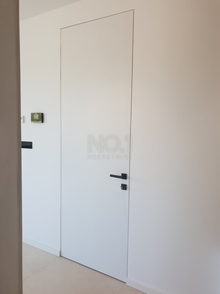 Krk - S1 Luksuzna novogradnja s pogledom na morje
