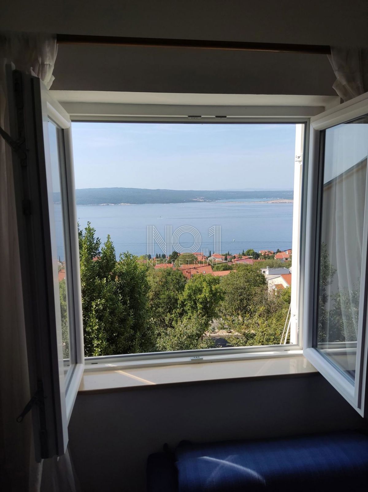 Dramalj - prodaja enosobnega apartmaja s pogledom na morje