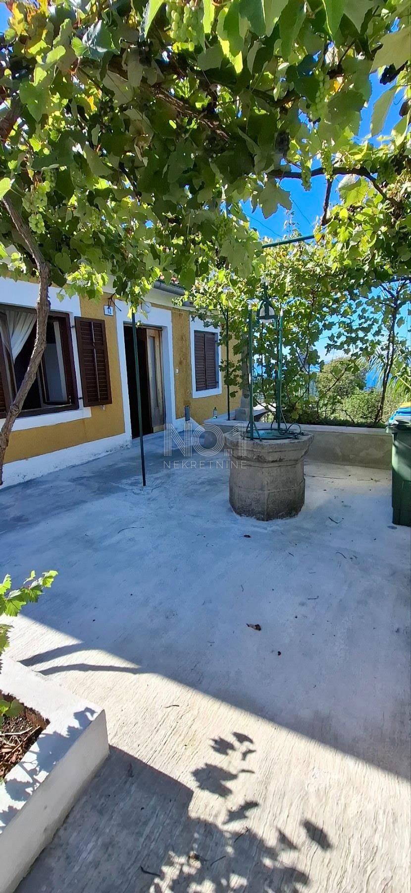 Kostrena - prodaja hiše na atraktivni lokaciji