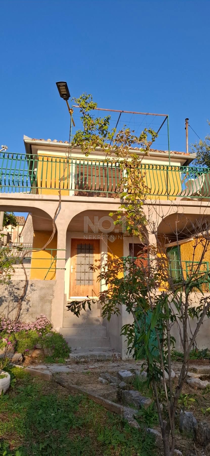 Kostrena - prodaja hiše na atraktivni lokaciji