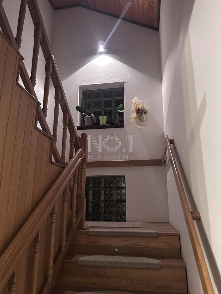 Fužine - prodaja planinske hiše s prostornim vrtom